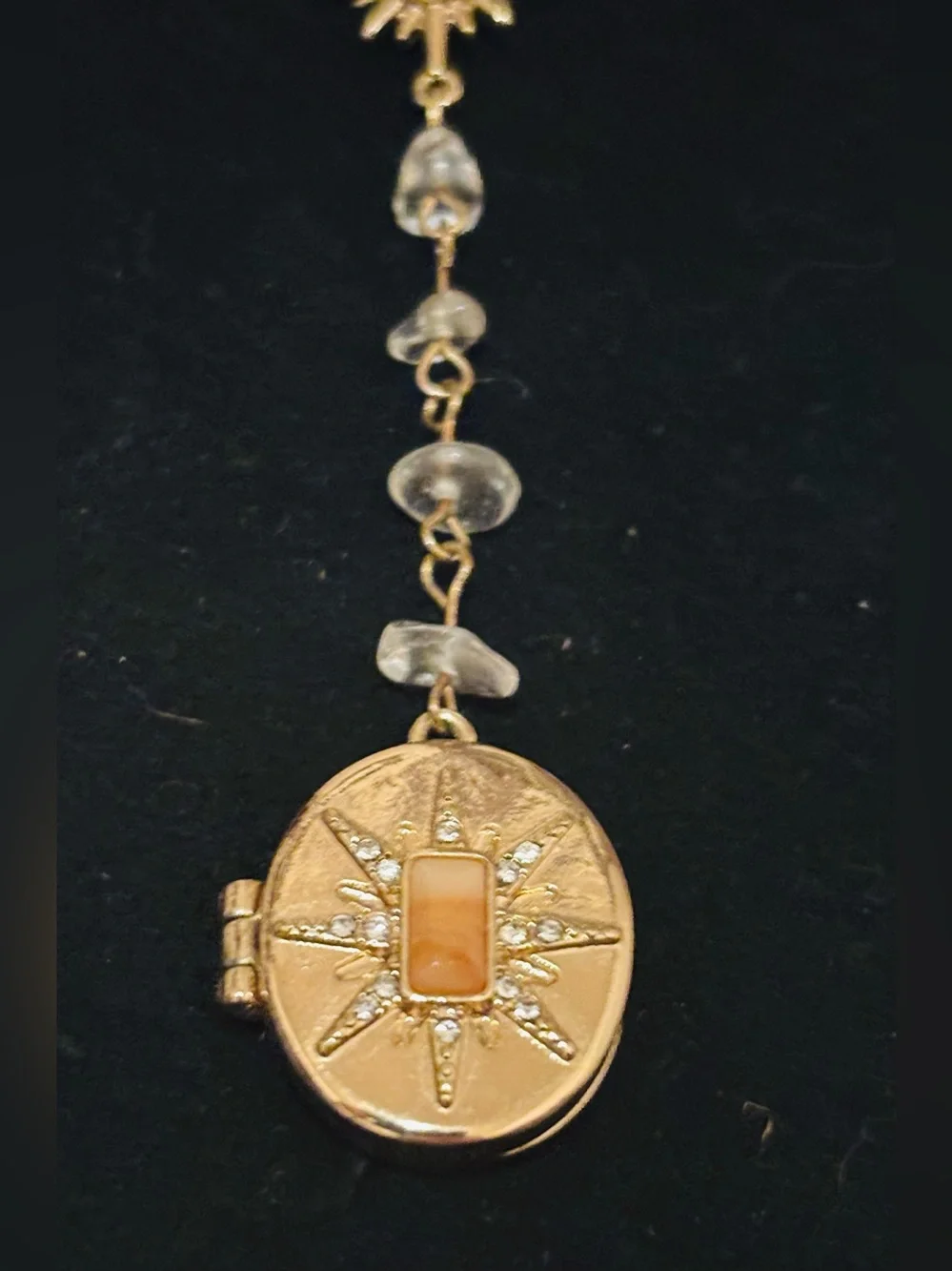 Gold-Tone & Quartz Crystal Lariat Y Style Necklace with Locket Charm ✨